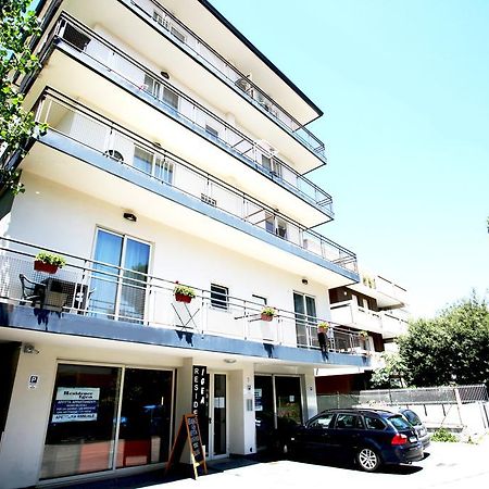 Residence Igea Rimini Luaran gambar